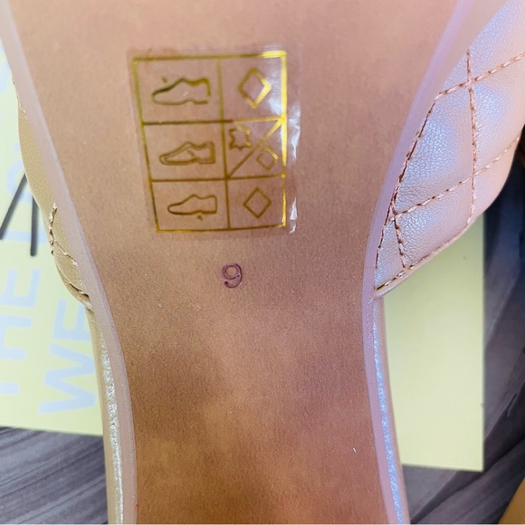 JEFFREY CAMPBELL Nana Quilted Platform Mule Sandal Tan Crinkle Patent 9 New WB - Picture 7 of 8